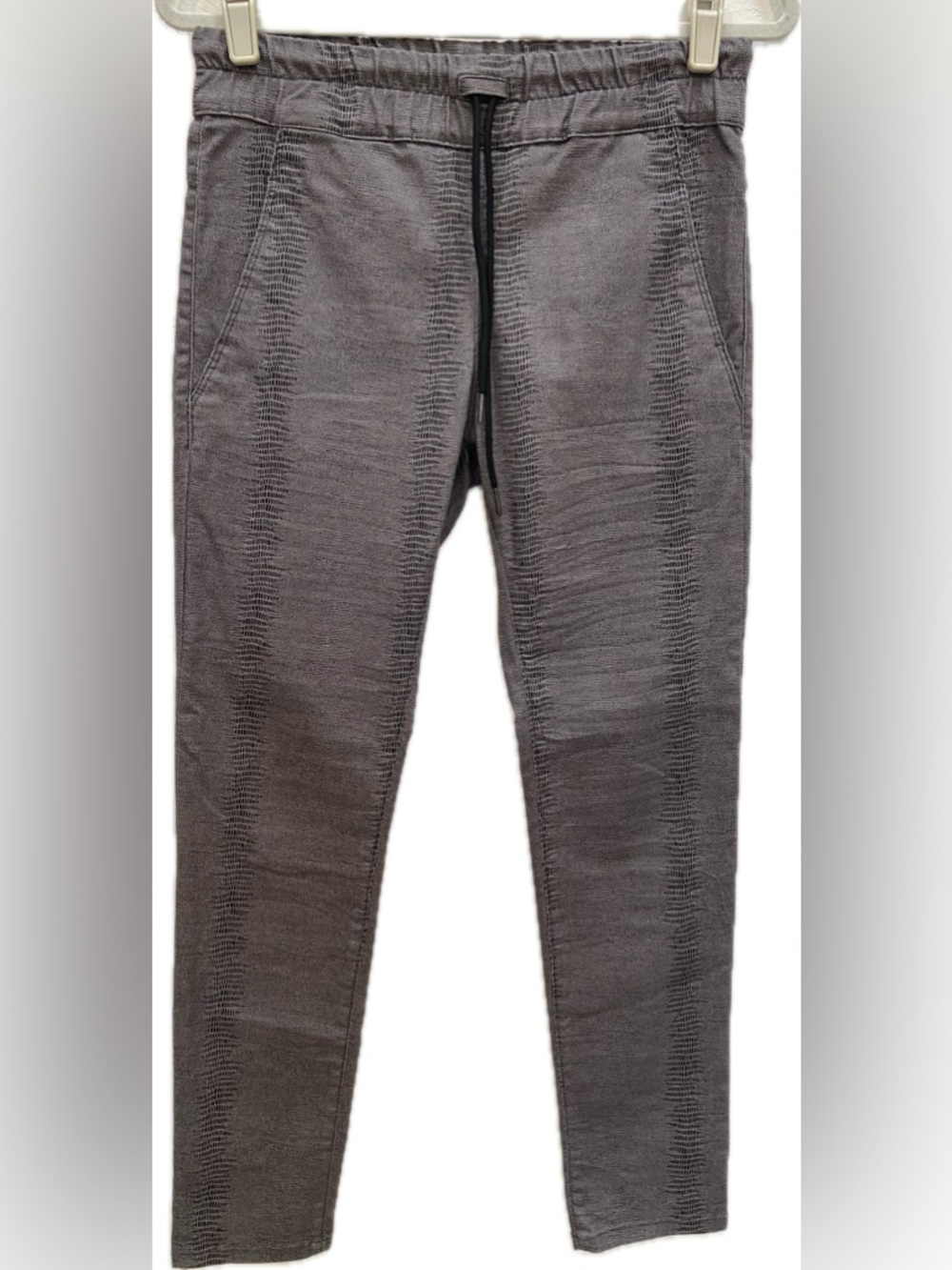 BEVY FLOG SILVER GRAY SHELY SNAKE PYTHON PRINT SLIM STRAIGHT DRAWSTRING JOGGERS